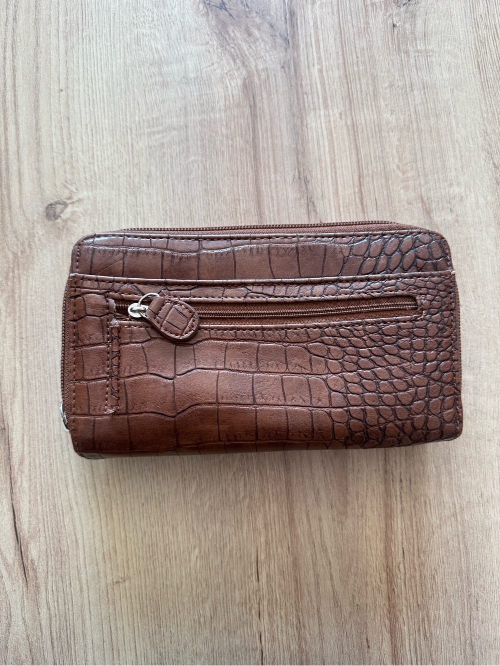 Croc-Embossed Brown Women's Wallet - Picture 2 of 13